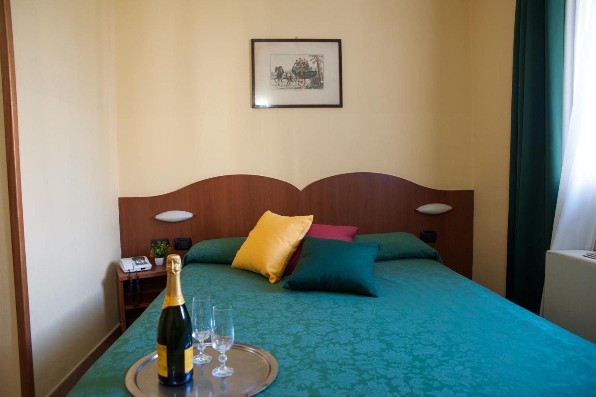 The Best Hotel, Milan